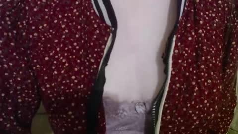 Josefin online show from December 20, 2025, 4:52 am