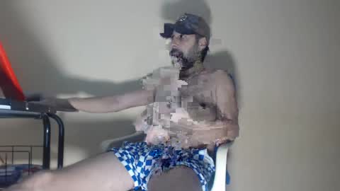 Snapshot of arabebigcock chatting on October 1, 2025, 12:27 am ARABE online show from October 1, 2025, 12:27 am