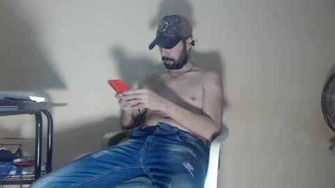 Snapshot of arabebigcock chatting on October 19, 2025, 6:03 am ARABE online show from October 19, 2025, 6:03 am