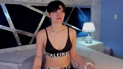 ArabellaBlue online show from October 5, 2025, 1:31 pm