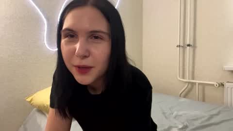 Snapshot of arabunyan chatting on June 25, 2026, 4:22 pm Emi online show from June 25, 2026, 4:22 pm