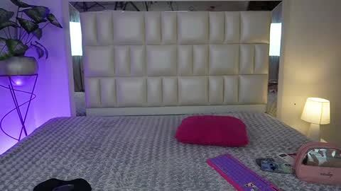   online show from December 18, 2024, 7:04 am