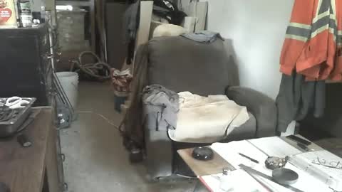 Snapshot of arealshowoff chatting on June 22, 2026, 2:14 pm arealshowoff online show from June 22, 2026, 2:14 pm