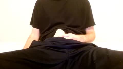 Snapshot of arekusan6 chatting on November 3, 2025, 9:16 pm Arek online show from November 3, 2025, 9:16 pm