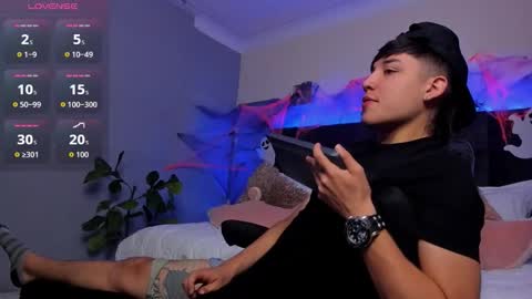 Ares online show from October 9, 2025, 2:15 pm