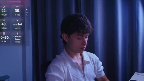 Ares online show from November 9, 2025, 1:37 am