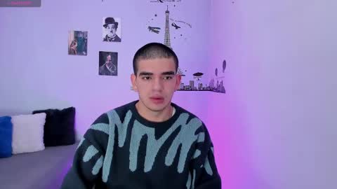 Snapshot of ares_johnsonn chatting on January 4, 2025, 2:35 pm Ares online show from January 4, 2025, 2:35 pm