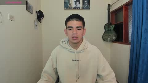 Snapshot of ares_johnsonn chatting on February 9, 2025, 4:18 pm Ares online show from February 9, 2025, 4:18 pm
