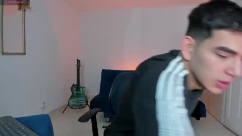 Ares online show from November 6, 2025, 1:12 pm