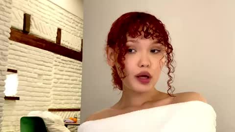 Aresha  online show from May 24, 2026, 12:04 am