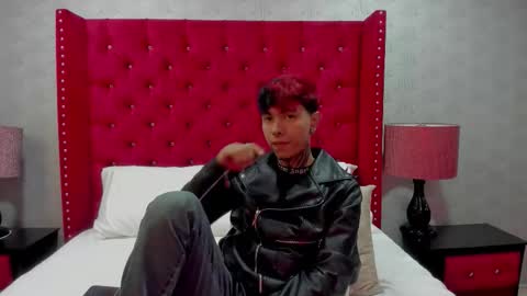 Snapshot of arespaxton chatting on March 21, 2026, 9:47 am AresPaxton online show from March 21, 2026, 9:47 am