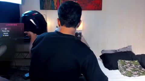 aress444 online show from November 22, 2025, 9:25 pm