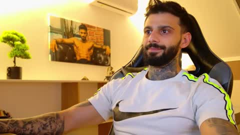 Ares Steel online show from October 12, 2025, 5:12 pm