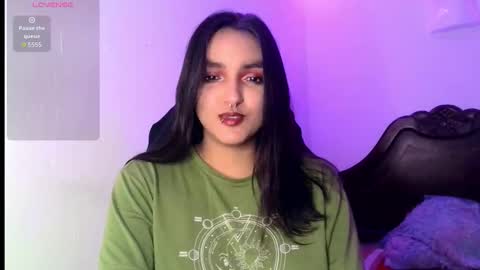 Bella online show from November 5, 2025, 12:21 am