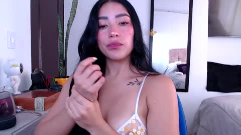 Aria Castelli online show from May 26, 2026, 2:57 pm