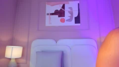 Aria  online show from November 2, 2025, 2:36 am