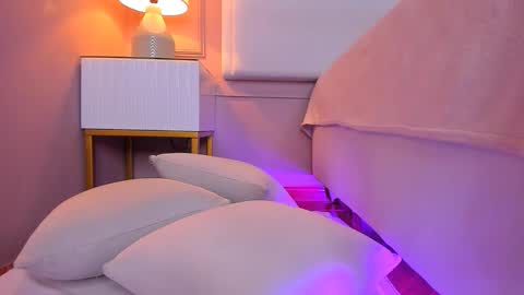 Aria  online show from January 14, 2026, 2:17 am