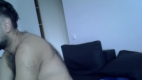 Snapshot of aria_hunter chatting on October 23, 2025, 11:09 am aria_hunter online show from October 23, 2025, 11:09 am