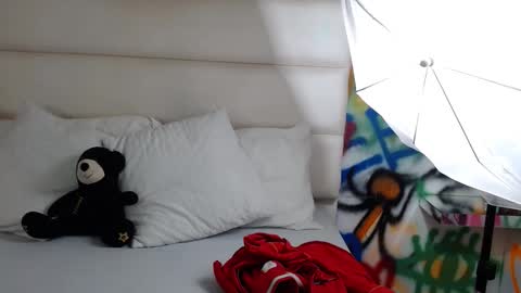 aria online show from December 11, 2024, 11:08 am