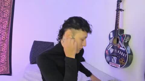 Aria and Orien online show from March 6, 2026, 12:40 am