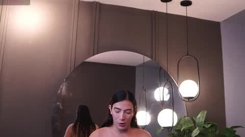 Snapshot of ariaa_isabell chatting on February 16, 2026, 6:48 pm Ariaa online show from February 16, 2026, 6:48 pm