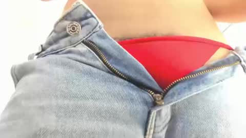 ariacoral online show from March 19, 2026, 1:37 pm