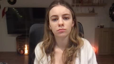 Snapshot of ariacreazy chatting on December 28, 2024, 9:30 pm AriaCreazy online show from December 28, 2024, 9:30 pm