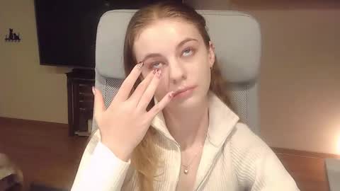 Snapshot of ariacreazy chatting on October 25, 2025, 8:36 pm AriaCreazy online show from October 25, 2025, 8:36 pm