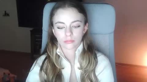 Snapshot of ariacreazy chatting on November 3, 2025, 9:16 pm AriaCreazy online show from November 3, 2025, 9:16 pm