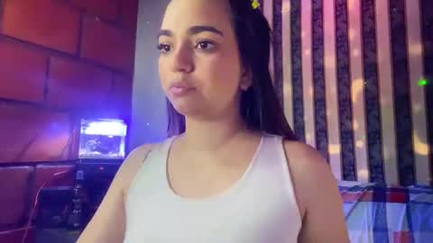 Snapshot of ariadna_25_ chatting on October 14, 2025, 10:21 pm Jess online show from October 14, 2025, 10:21 pm