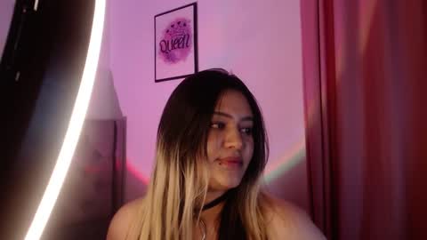 Snapshot of ariadna_martin chatting on December 26, 2024, 5:04 am Ari online show from December 26, 2024, 5:04 am