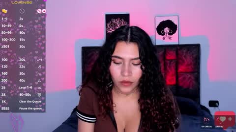 Ari online show from November 12, 2025, 10:20 pm