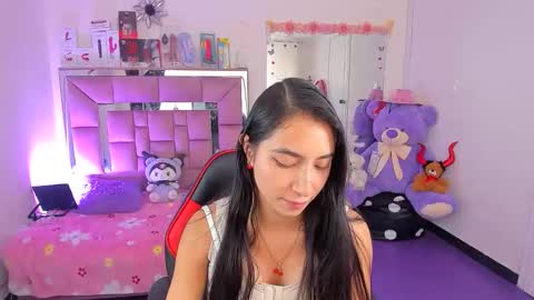 ariadnacappelletty online show from April 11, 2026, 4:44 pm