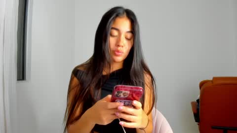 Aria Montgomery online show from April 16, 2026, 5:41 am