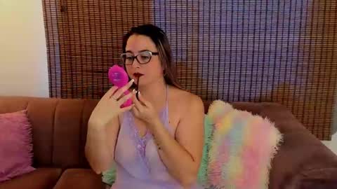 Snapshot of ariana_cross_ chatting on May 11, 2026, 12:44 pm Ariana Cruz online show from May 11, 2026, 12:44 pm