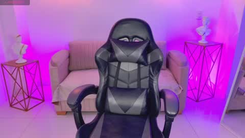 Ariana online show from July 29, 2026, 11:36 pm