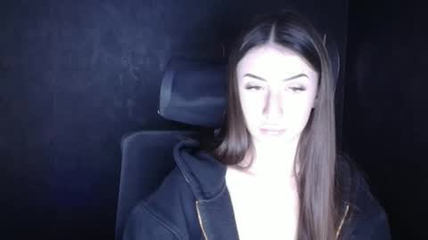 Ariana online show from October 8, 2025, 6:44 am