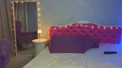 Snapshot of ariana_petite chatting on January 20, 2025, 4:54 am Ariana online show from January 20, 2025, 4:54 am