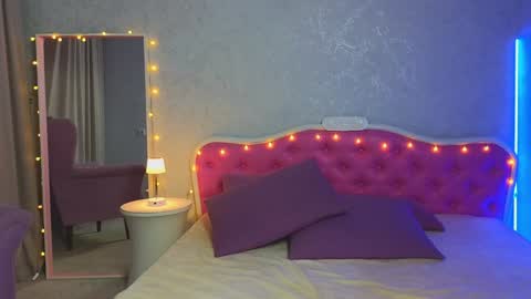 Snapshot of ariana_petite chatting on January 24, 2025, 11:02 pm Ariana online show from January 24, 2025, 11:02 pm