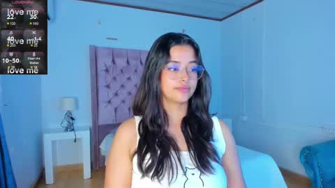 Snapshot of ariana_pierce chatting on December 9, 2024, 7:29 pm Ariana online show from December 9, 2024, 7:29 pm