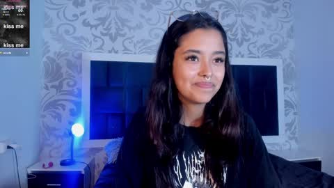 Snapshot of ariana_pierce chatting on December 30, 2024, 3:03 am Ariana online show from December 30, 2024, 3:03 am