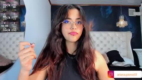 Snapshot of ariana_pierce chatting on March 7, 2025, 6:46 am Ariana online show from March 7, 2025, 6:46 am