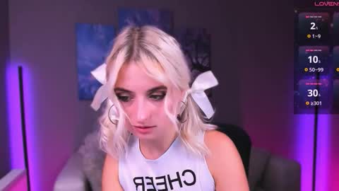 ariana_ross7 online show from September 22, 2025, 2:02 am