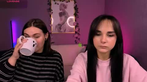 ariana_ross7 online show from October 16, 2025, 7:26 pm