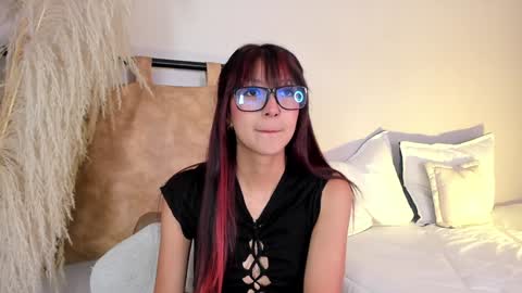 Snapshot of ariana_rosse__ chatting on December 28, 2024, 12:45 pm Ariana online show from December 28, 2024, 12:45 pm
