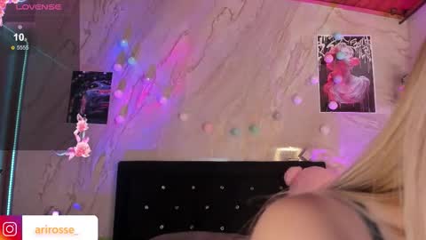 Snapshot of ariana_rosse__ chatting on September 8, 2025, 4:50 pm Ariana online show from September 8, 2025, 4:50 pm