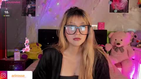 Snapshot of ariana_rosse__ chatting on November 24, 2025, 10:37 am Ariana online show from November 24, 2025, 10:37 am