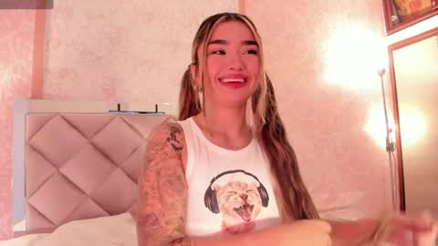 Ari online show from October 15, 2025, 3:39 am