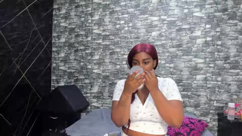 Ariana online show from October 18, 2025, 12:06 pm