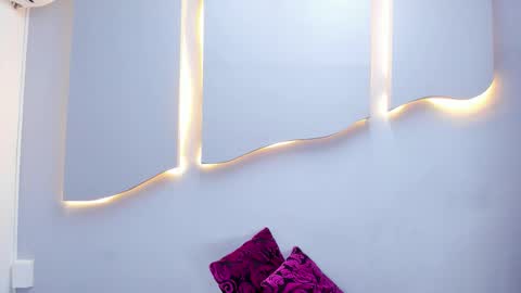 Ariana online show from March 15, 2026, 12:44 pm